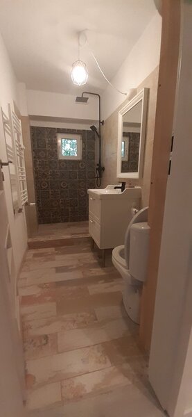 Aviatiei, adiacent Crystal Palace,