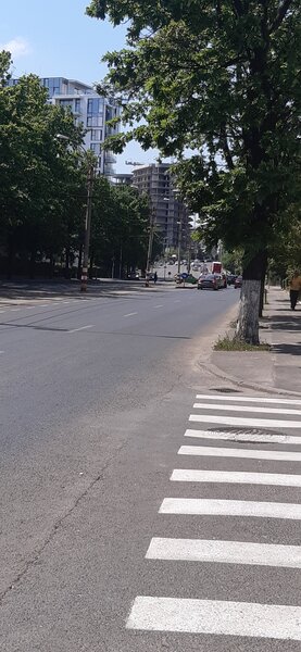 Aviatiei, adiacent Crystal Palace,